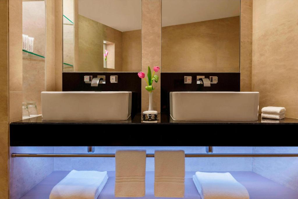 Le Royal Meridien Abu Dhabi - Resim 40