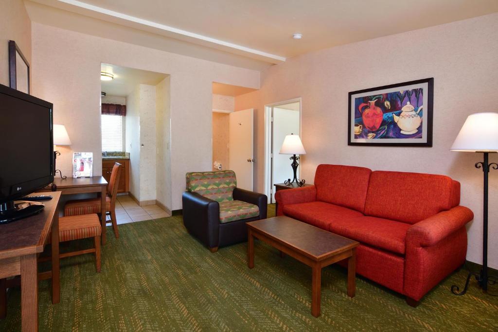 Lamplighter Inn & Suites at SDSU - Suite Con Camas Grandes - No Fumadores