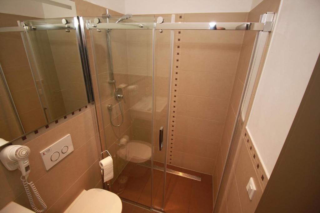 Koupelna v ubytování Slamba Hostel