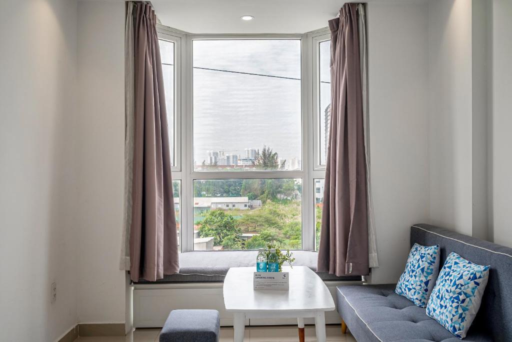 Studio Nhìn Ra Hồ Bơi