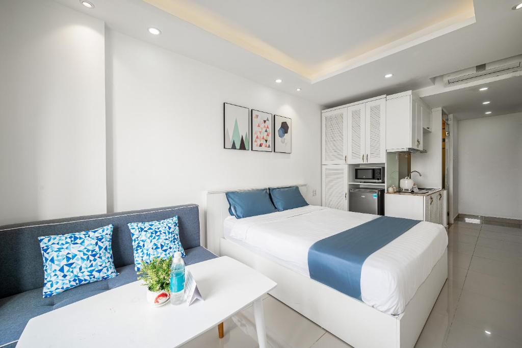 Studio Nhìn Ra Hồ Bơi