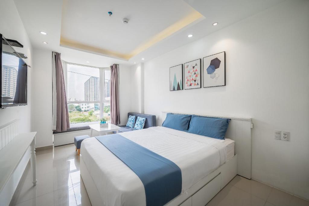 Studio Nhìn Ra Hồ Bơi
