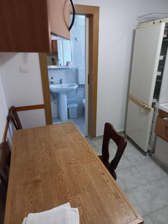 Kuchyň nebo kuchyňský kout v ubytování ambelos view
