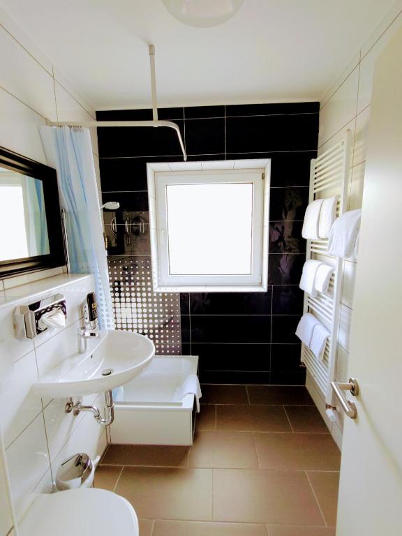 Les Nations - Resim 22