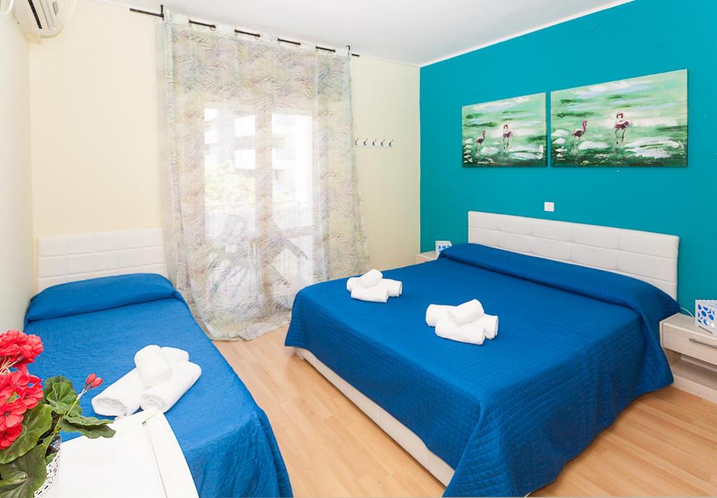 Hotel Romantik & Depandance - Habitación Triple Con Balcón