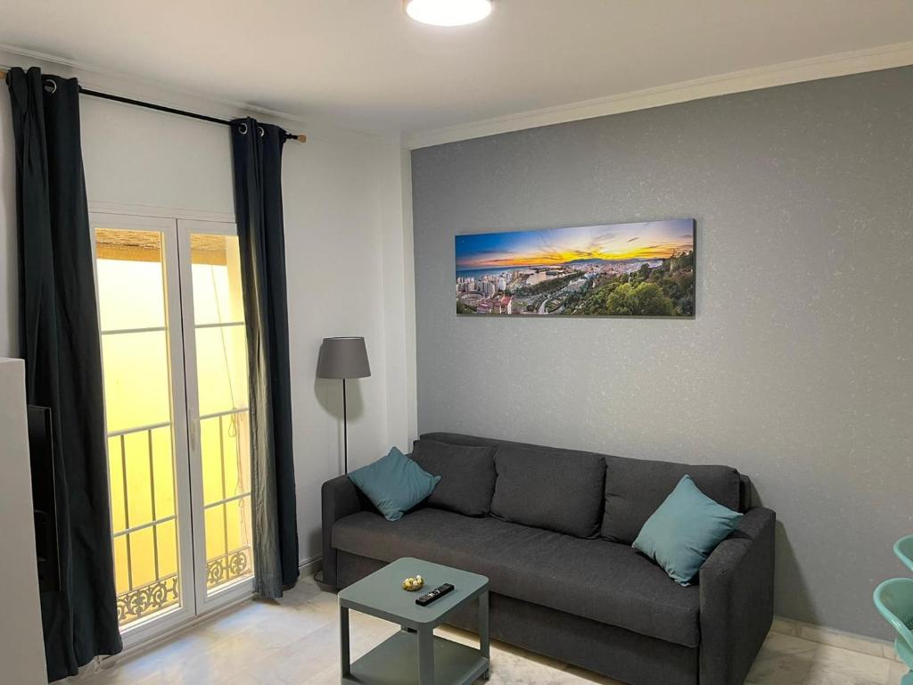 Posedenie v ubytovaní Lovely 1Bedroom Apartment in the Heart of Malaga - WIFI&AC