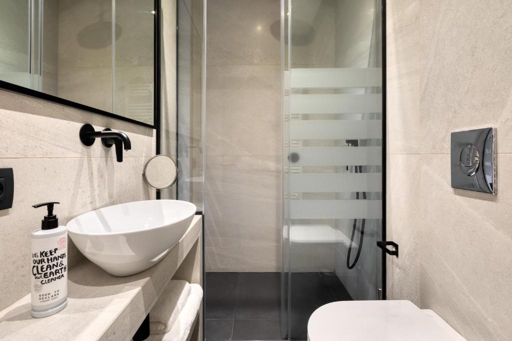 Koniama Acropolis - Resim 34