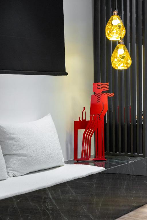 Koniama Acropolis - Resim 13