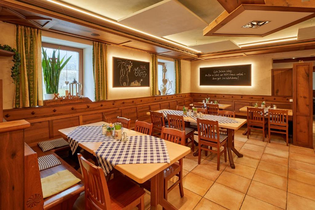 Restaurace v ubytování Hotel Gasthof Fellner