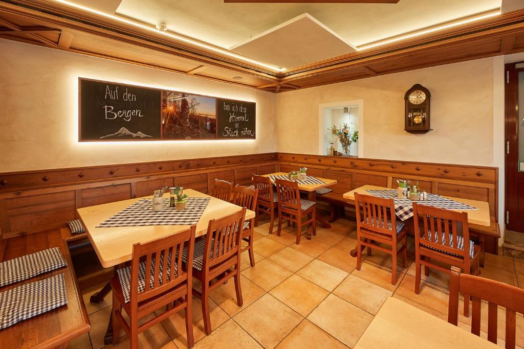 Restaurace v ubytování Hotel Gasthof Fellner