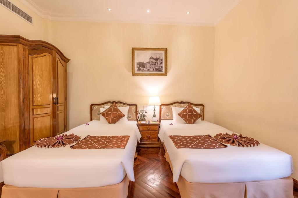 Suite Grand Nhìn Ra Thành Phố Hoặc Ban Công