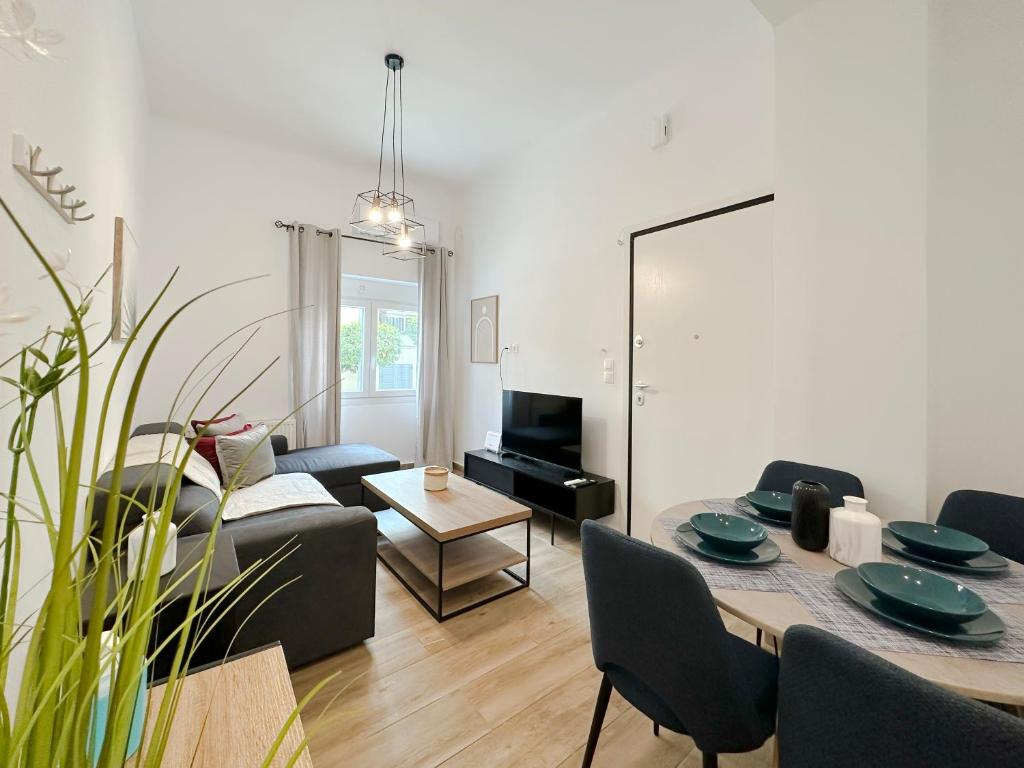 Santa Barbara I2 Cozy 61sqm apt in Nea Smirni, Athens Updated 2024 Prices