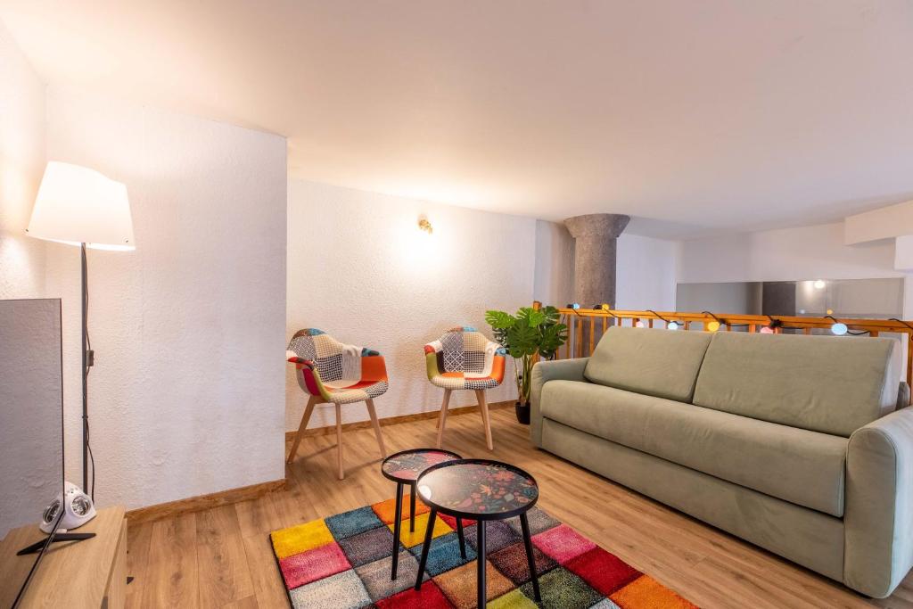 Posedenie v ubytovaní Appartement spacieux Luna Park centre