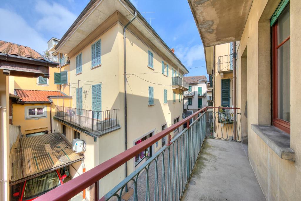 The building in which Az apartmant is located