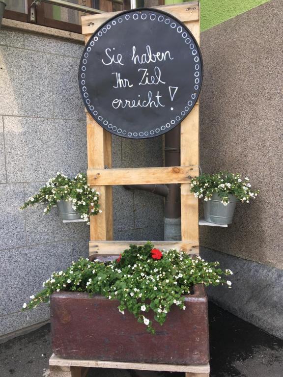 Certifikát, hodnocení, plakát nebo jiný dokument vystavený v ubytování Gasthof „Zum Schwan“