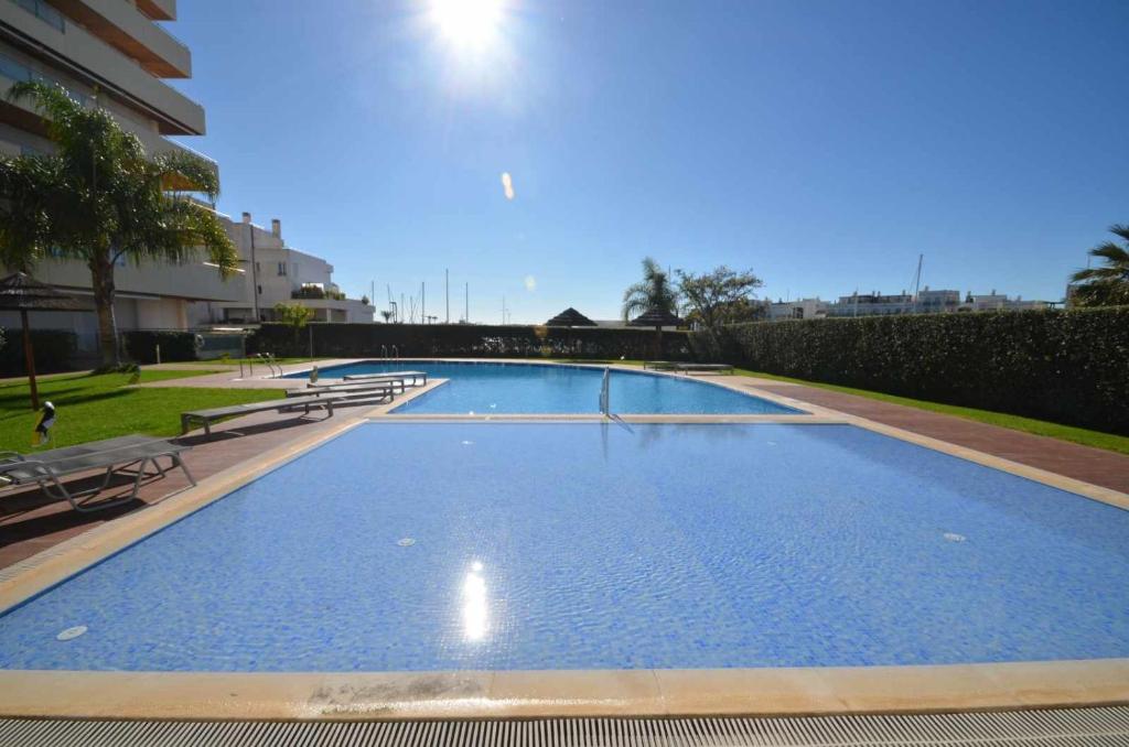 Bazén v ubytování Marina Vilamoura Aquamar 315 by Vilamoura Sun nebo v jeho okolí