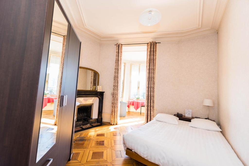 Hotel des Tourelles - Resim 43