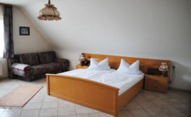 Postel nebo postele na pokoji v ubytování Gasthof-Hotel-Löwen