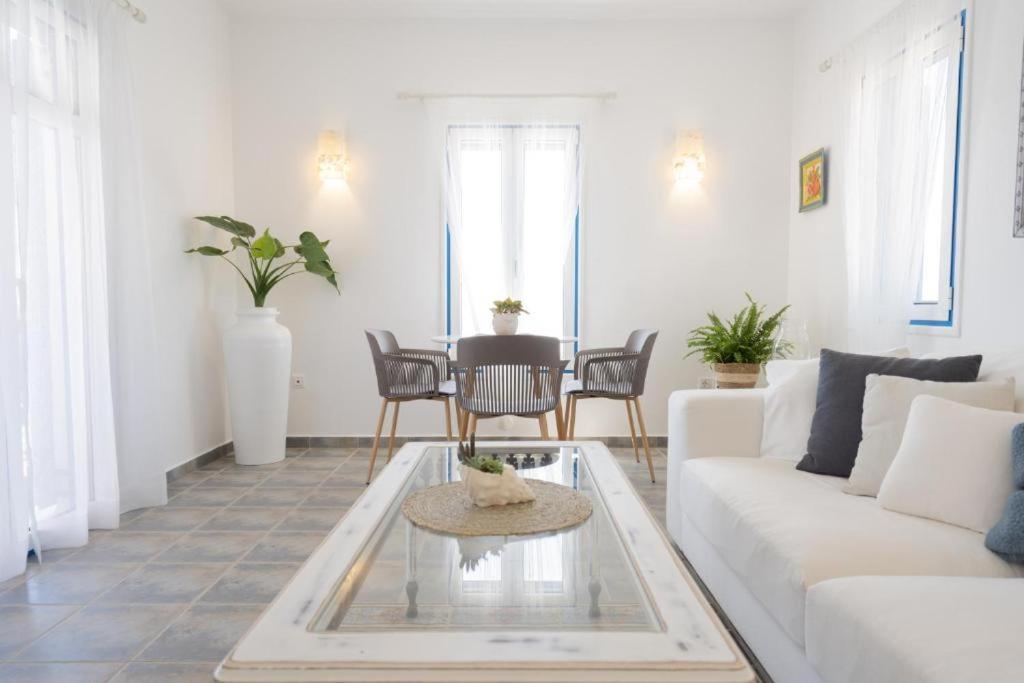 Posezení v ubytování Kaiya Villas