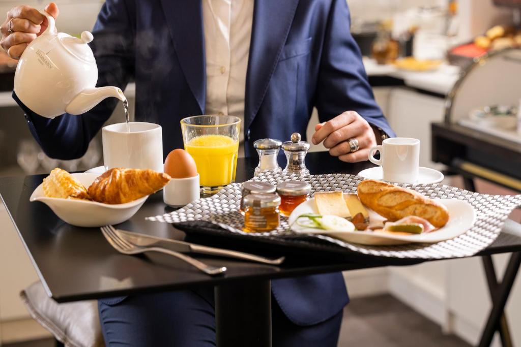 Hotel 64 Nice - Resim 14