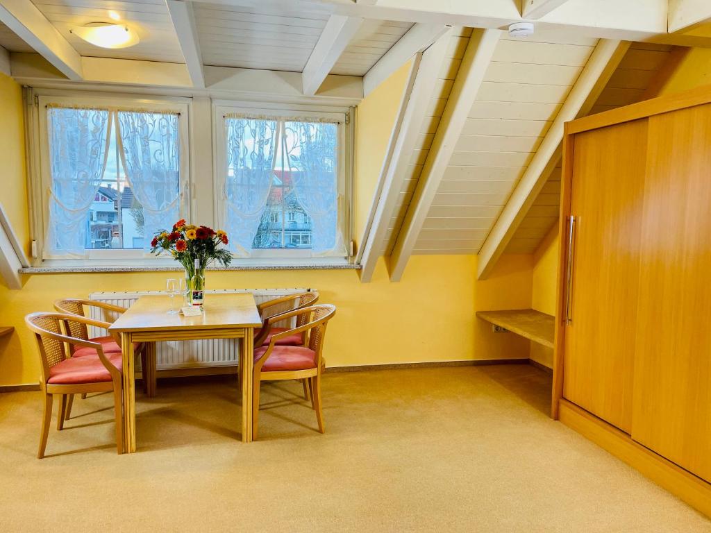 Fotografie z fotogalerie ubytování Im Winkel Appartements und Zimmer v destinaci Langenargen