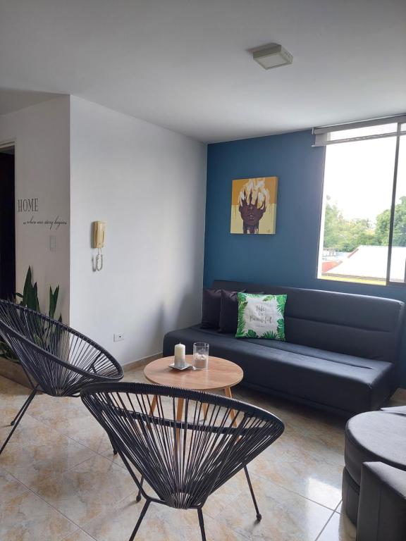 Imagen de la galería de Apartamento a 2 cuadras del estadio., en Cali