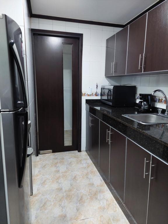 Imagen de la galería de Apartamento a 2 cuadras del estadio., en Cali