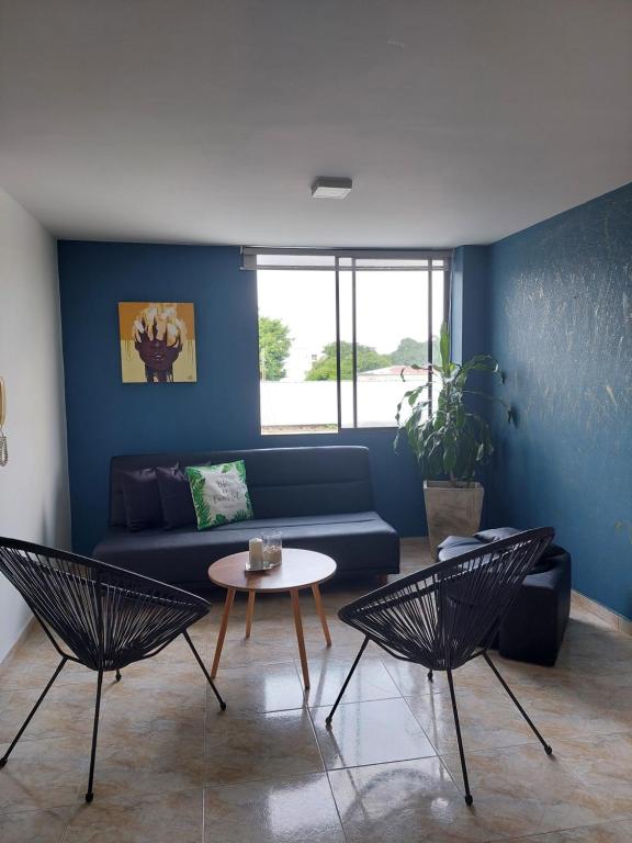 Imagen de la galería de Apartamento a 2 cuadras del estadio., en Cali