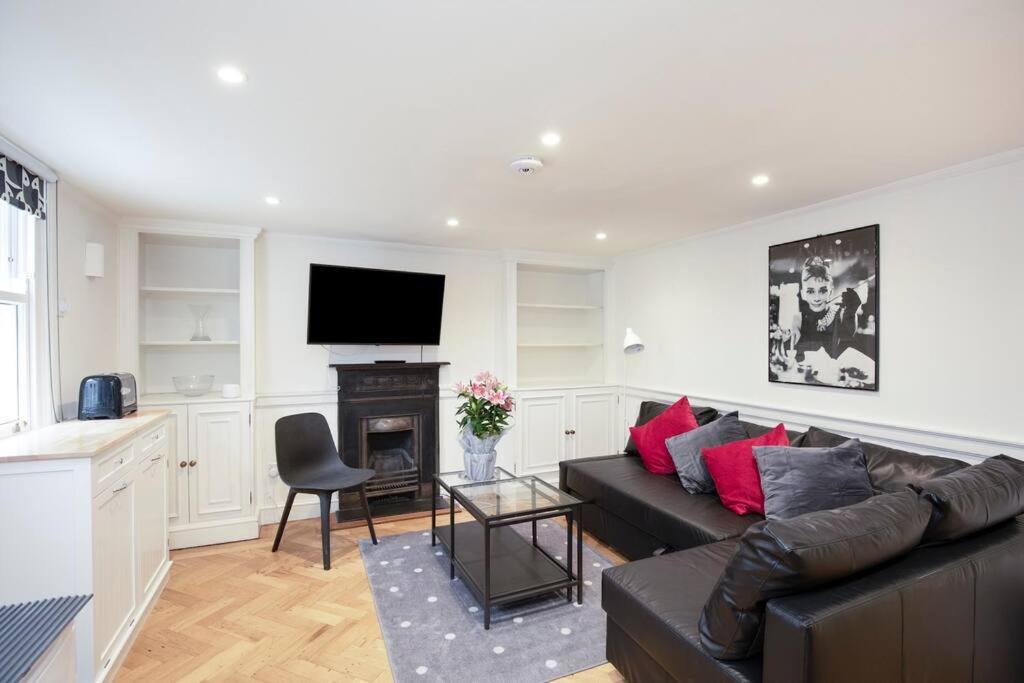 Chelsea Apartment walking distance to Harrods, London (updated prices