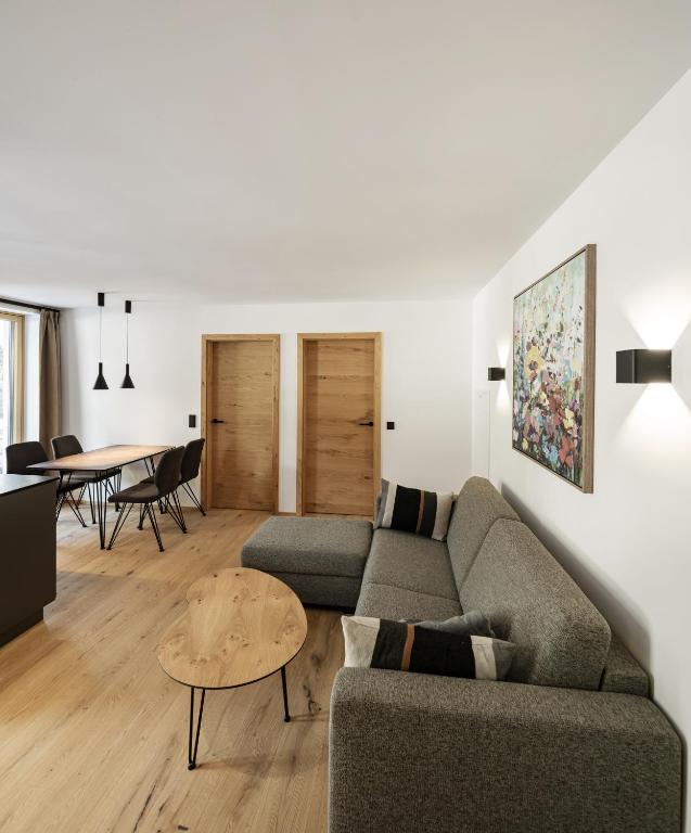 Posezení v ubytování Salzkammergut Lodge