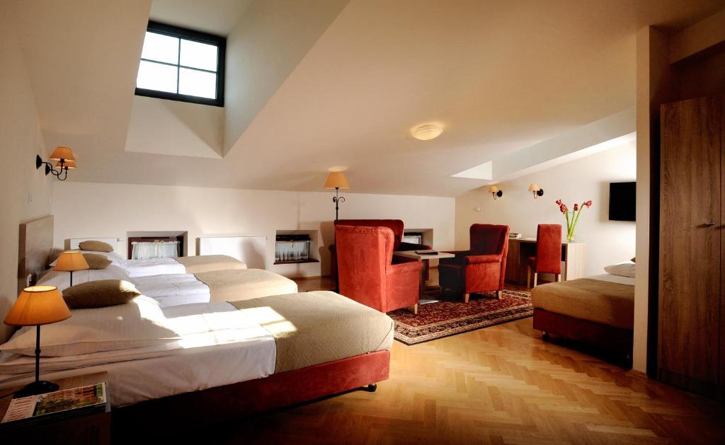 Hotel Santi - Resim 40