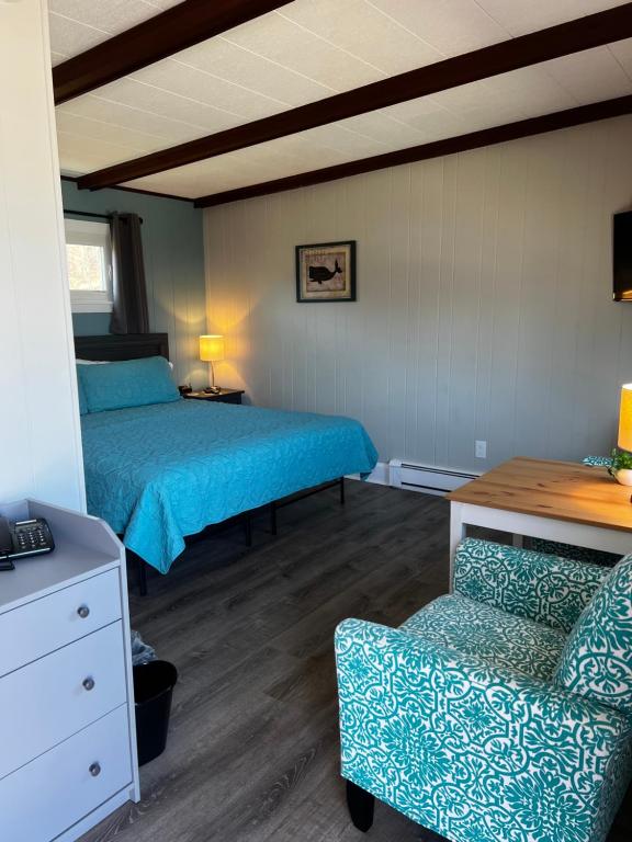 Claddagh Motel & Suites photo