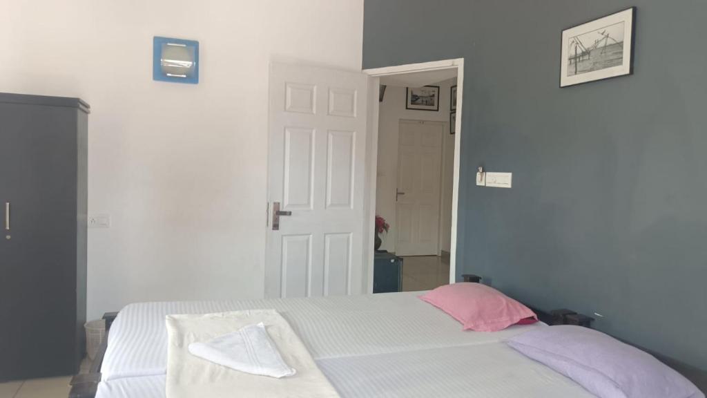 Postel nebo postele na pokoji v ubytování Nest