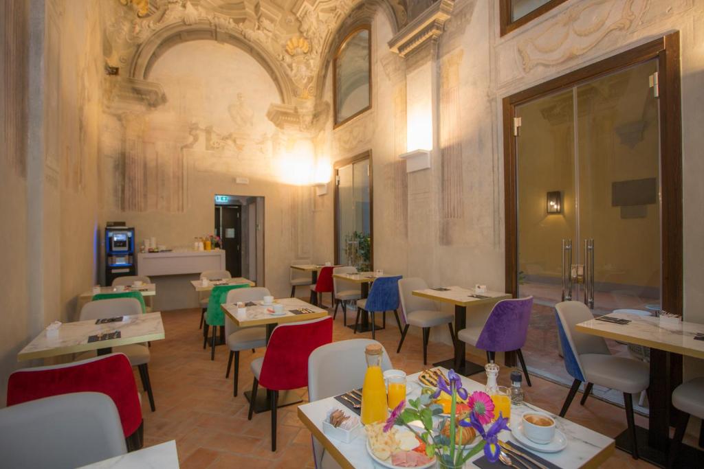 Reštaurácia alebo iné gastronomické zariadenie v ubytovaní Casual Rinascimento Firenze