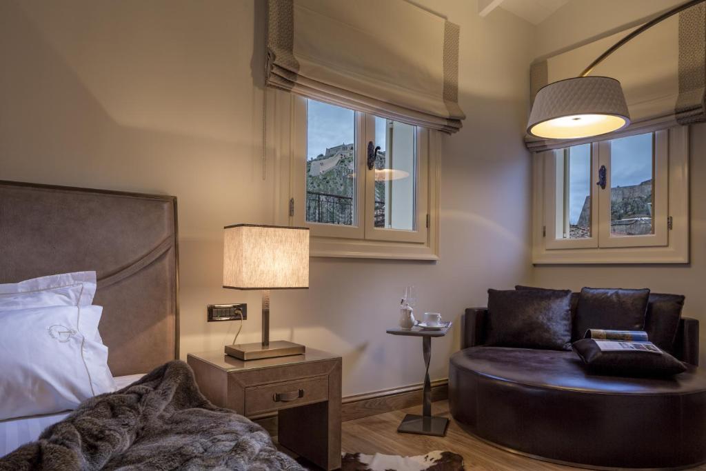 Posezení v ubytování 3 Sixty Hotel & Suites