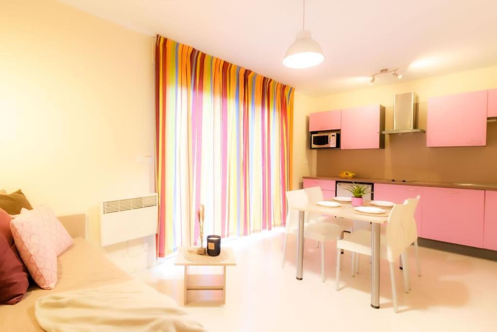Fotografia z galérie ubytovania Appartement Shakespeare 15 v destinácii Chaveignes