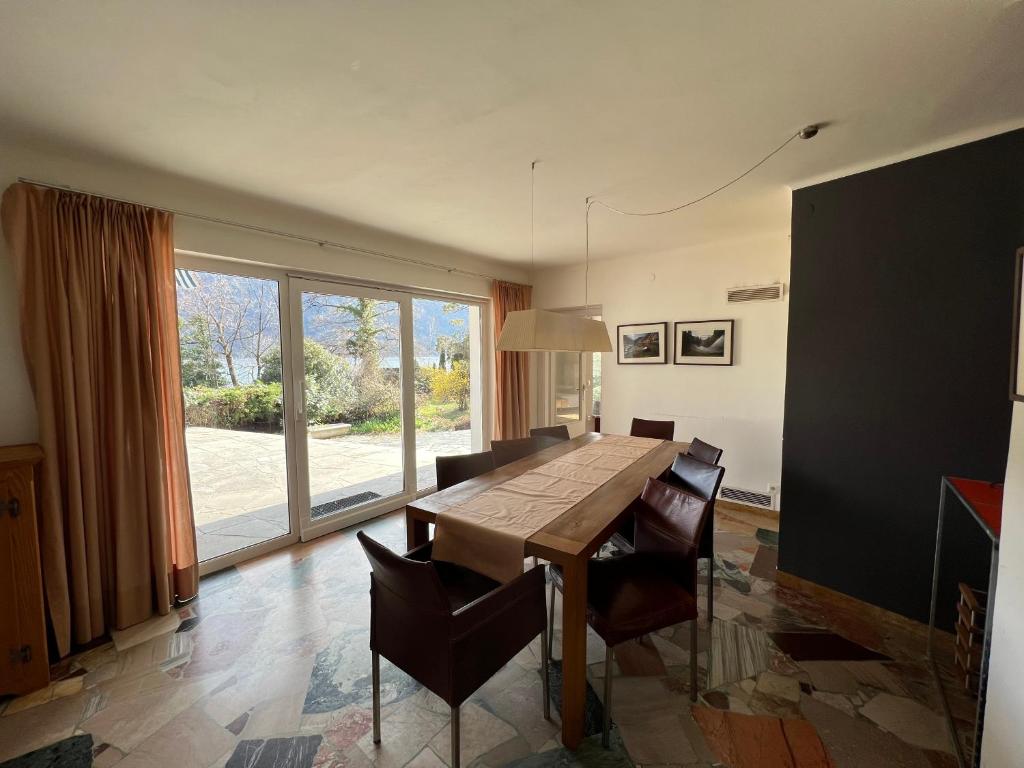 Fotografie z fotogalerie ubytování Ferienhaus am See v destinaci Sattendorf