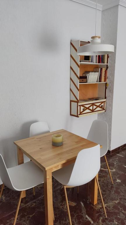 Knihovna v apartmánu