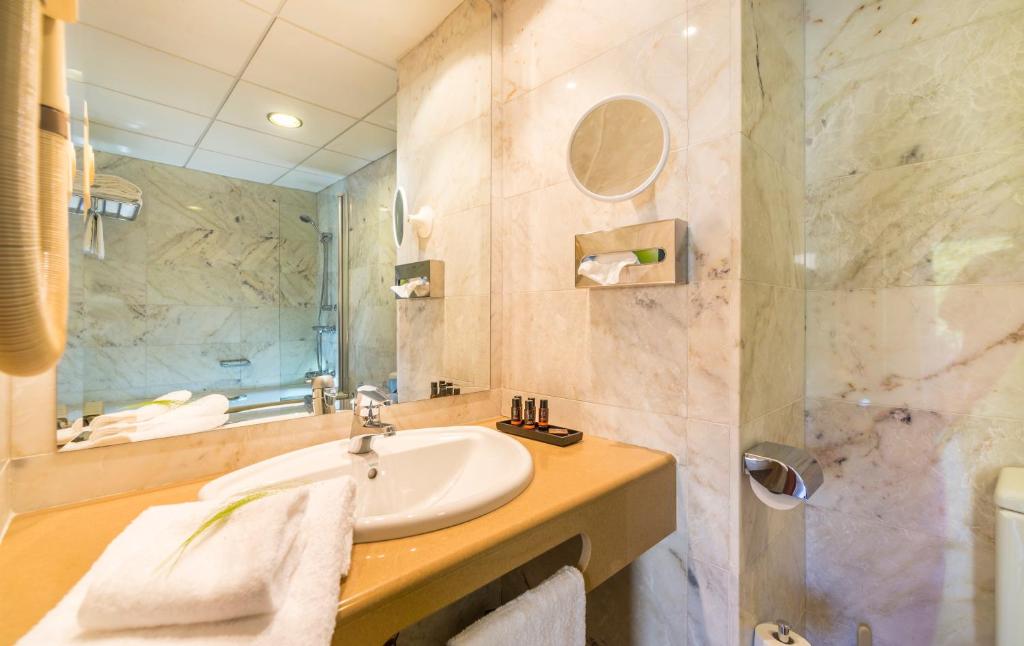 Koupelna v ubytování Hotel & Spa Terraza 4 Sup