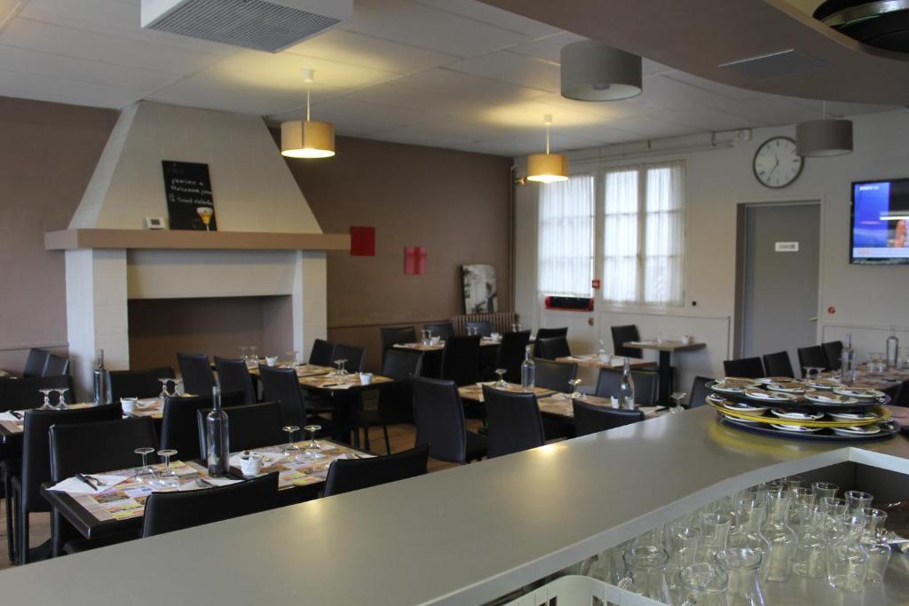 Restaurace v ubytování Le Bellevue Lisieux
