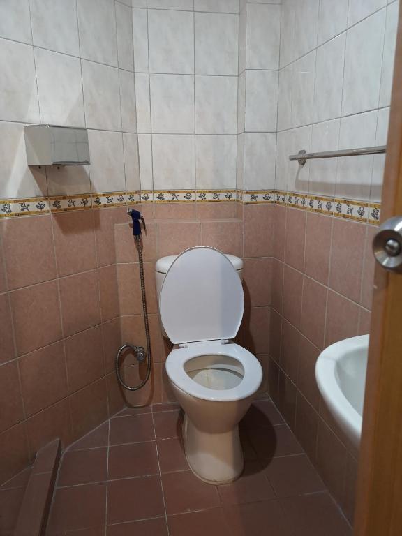Koupelna v ubytování AeCOTEL