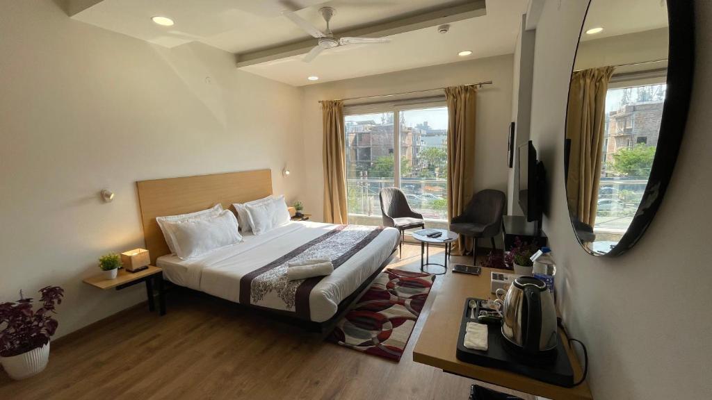 SaltStayz Sector 39 Subhash Chowk, Gurgaon (updated prices 2024)