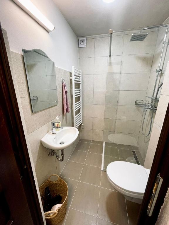 Forest Resort - Double Room With Private Bathroom