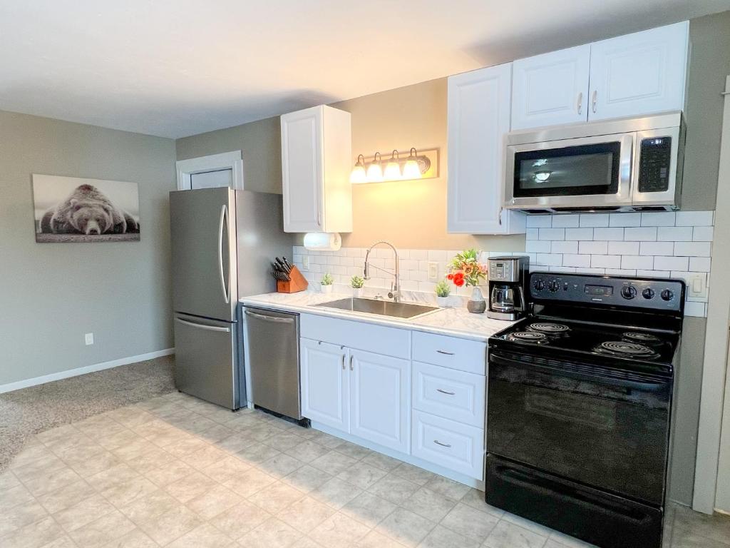 Apartment at Yellowstone Getaway in Box Canyon, Island Park (updated