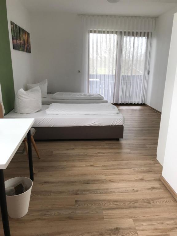 Landgasthof Felsenkeller - 8