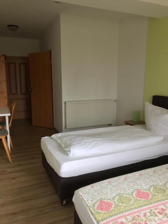 Landgasthof Felsenkeller - 6