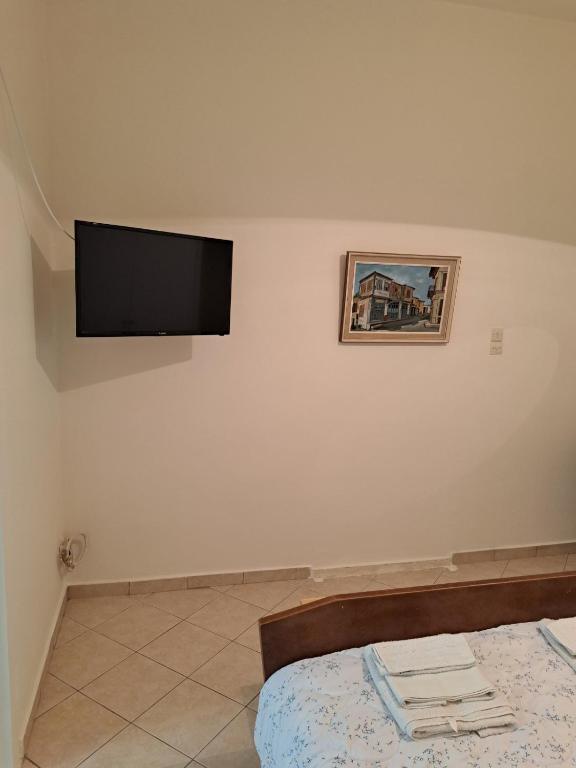 TV a/nebo společenská místnost v ubytování Persefoni's Room