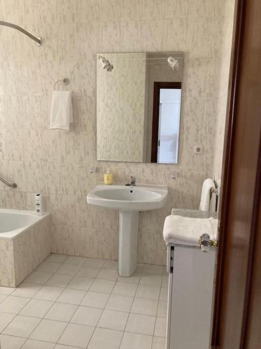 Fotografie z fotogalerie ubytování Espacioso apartamento de dos dormitorios en Mijas v destinaci Mijas