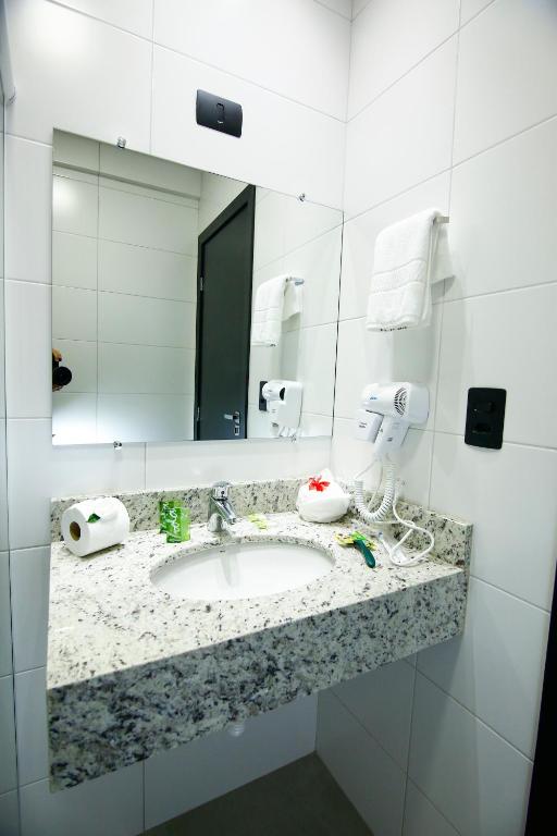 Koupelna v ubytování NEO PARK HOTEL