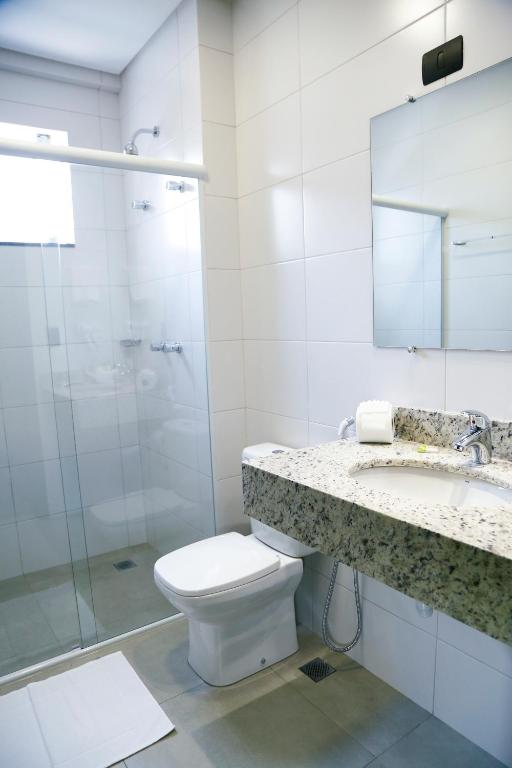 Koupelna v ubytování NEO PARK HOTEL